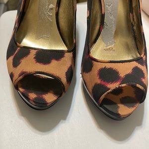 Nine West Purple & Tan Cheetah print heels